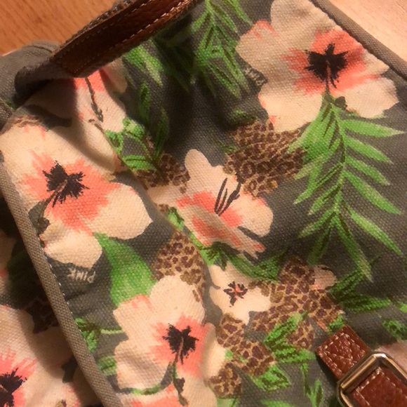 PINK HTF VICTORIAS SECRET FLORAL TROPICAL BACKPACK - Picture 7 of 7